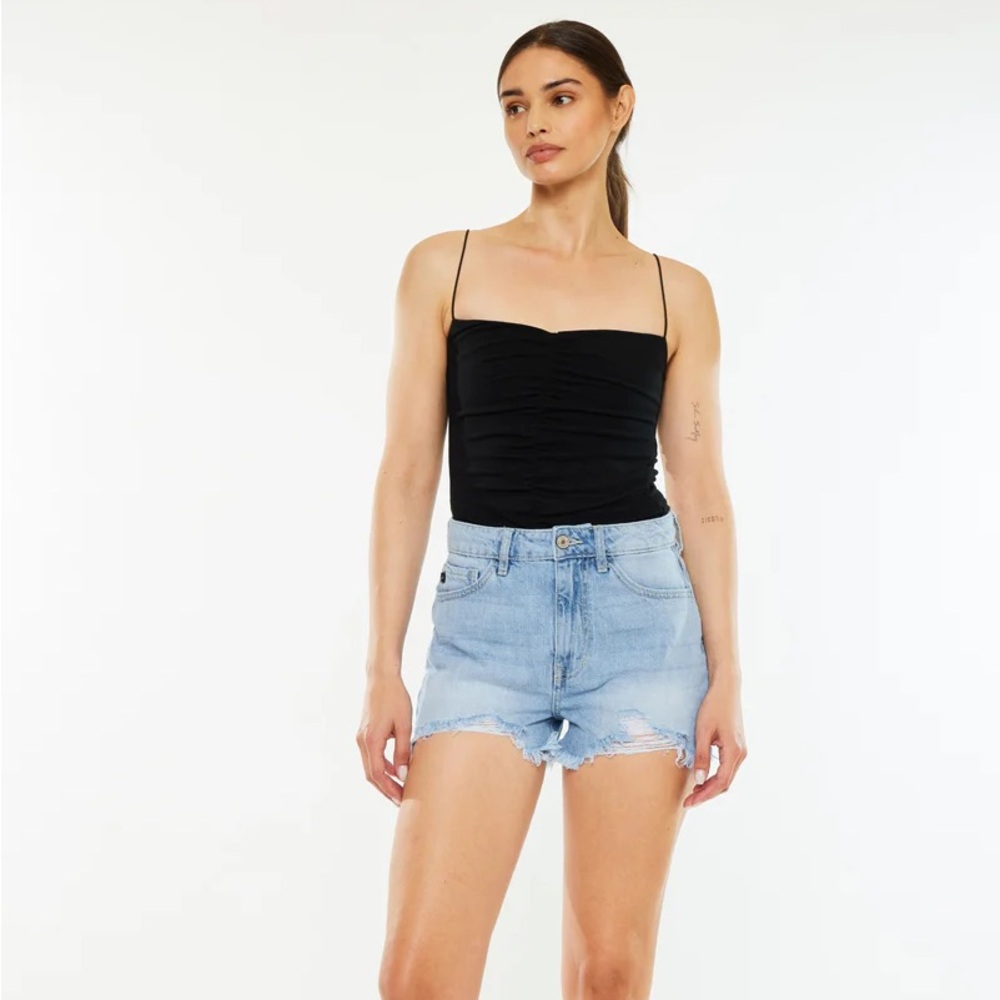 NWT Kancan Ivanna Ultra High Rise Mom Shorts